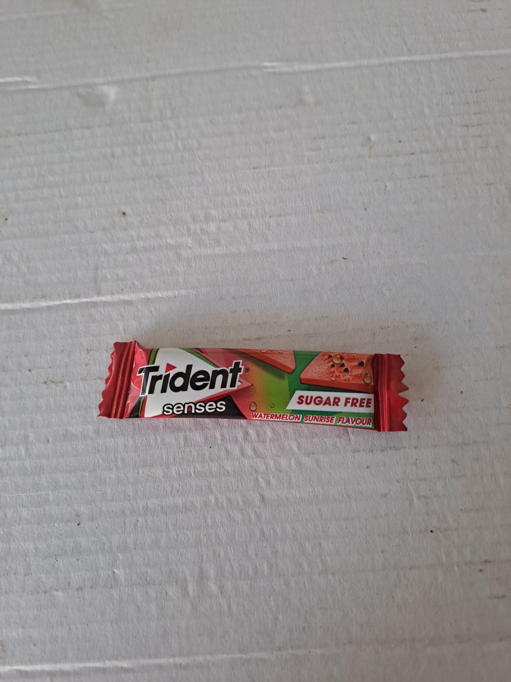 Tridente unidade sabor a melancia