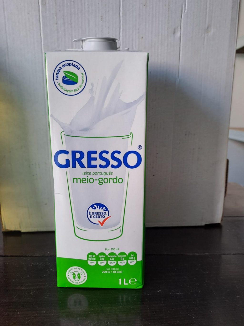 Leite Gresso meio gordo 1l